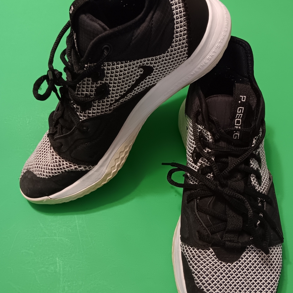 2019 Nike Paul George 3 PG3 Monochrome Oreo Grey Black White Preowned Sz 8.5